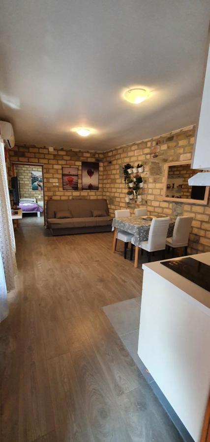 Bakina Kuca Appartement Golubac Buitenkant foto