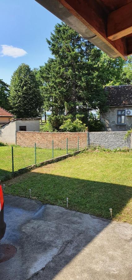 Bakina Kuca Appartement Golubac Buitenkant foto