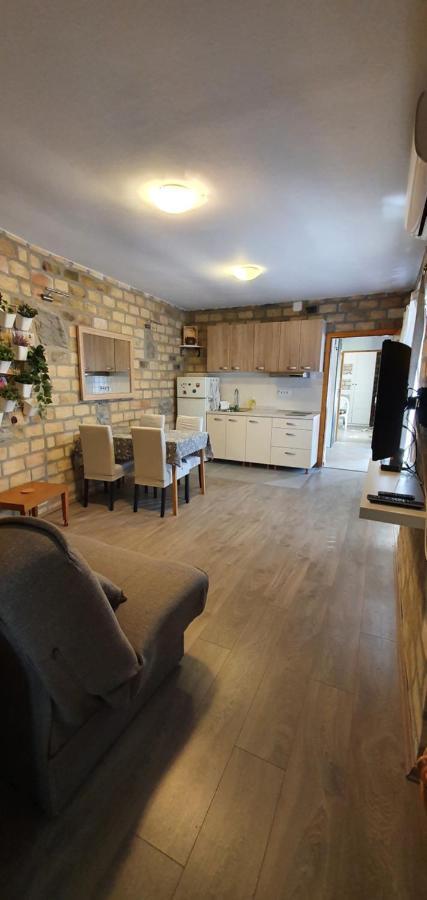 Bakina Kuca Appartement Golubac Buitenkant foto