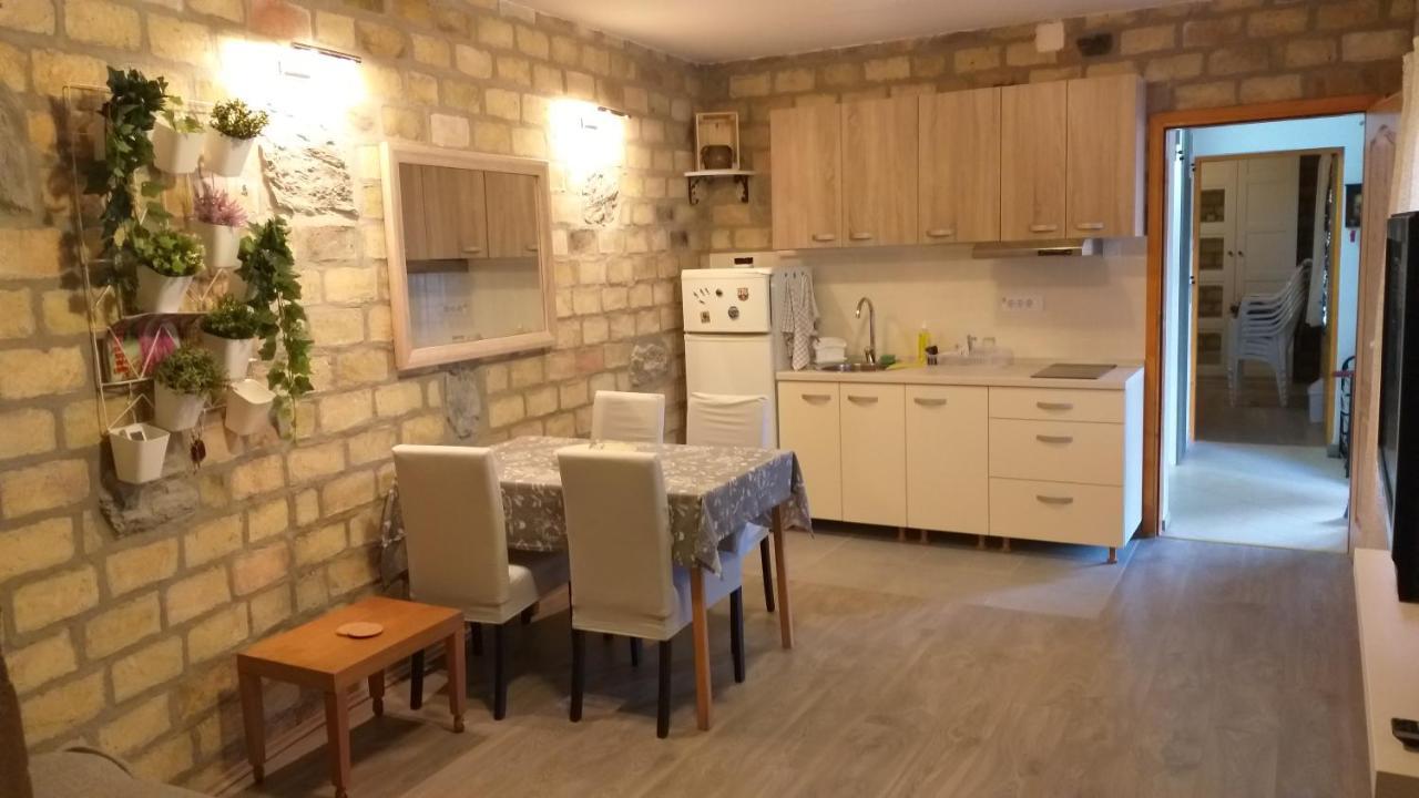 Bakina Kuca Appartement Golubac Buitenkant foto