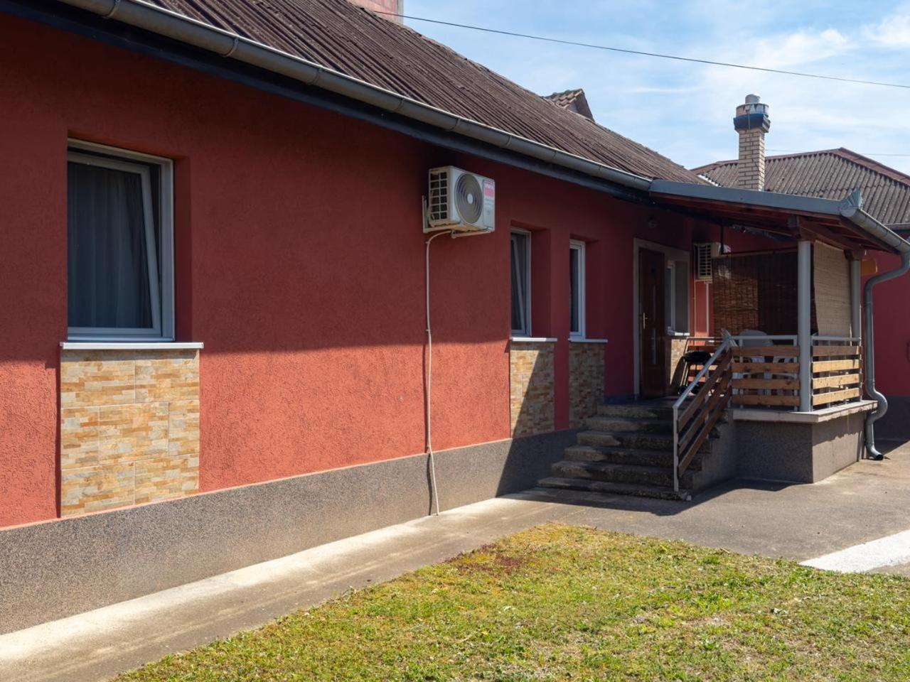 Bakina Kuca Appartement Golubac Buitenkant foto